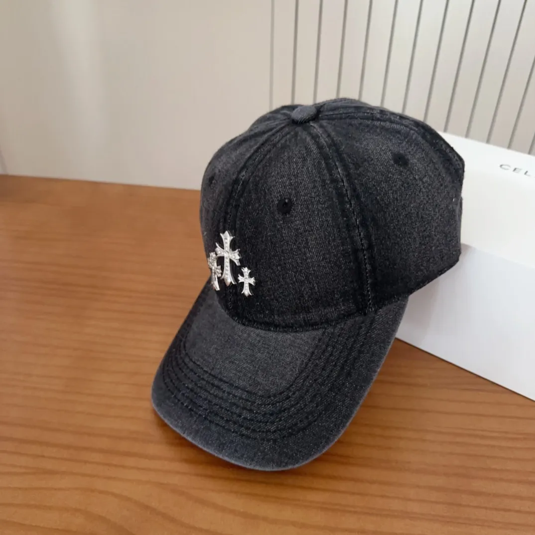 💰60 Chrome Hearts 💓Early spring Korean style fashion retro distressed hole hat wear design versatile baseball cap peaked cap